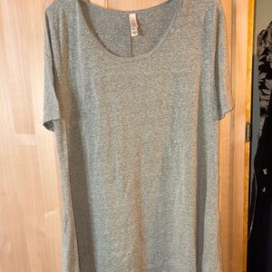 LuLaRoe Heather Gray/Green Short Sleeve Top